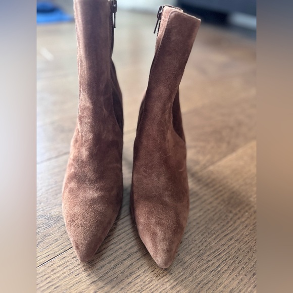 Made well The Justine Suede Ankle Boots - Picture 4 of 6